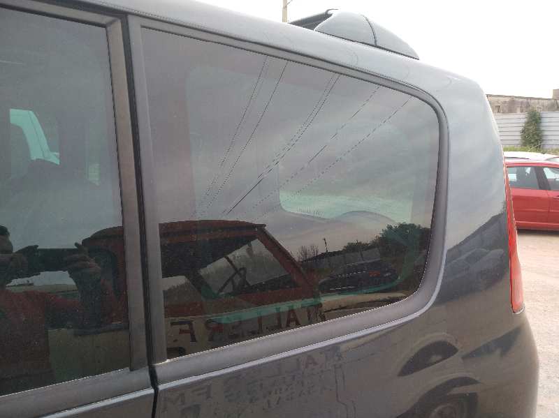 LUNA TRASERA IZQUIERDA