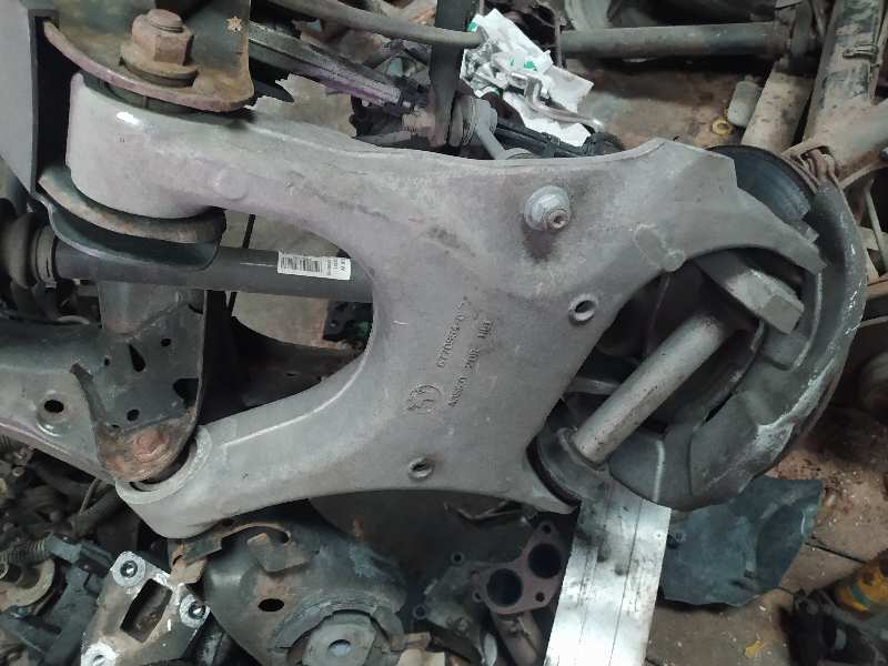 BRAZO SUSPENSION INFERIOR TRASERO DERECHO