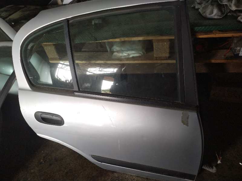 PUERTA TRASERA DERECHA