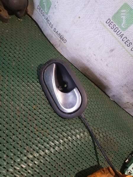 MANETA INTERIOR DELANTERA DERECHA