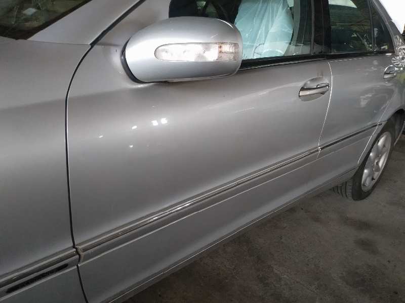 PUERTA DELANTERA IZQUIERDA