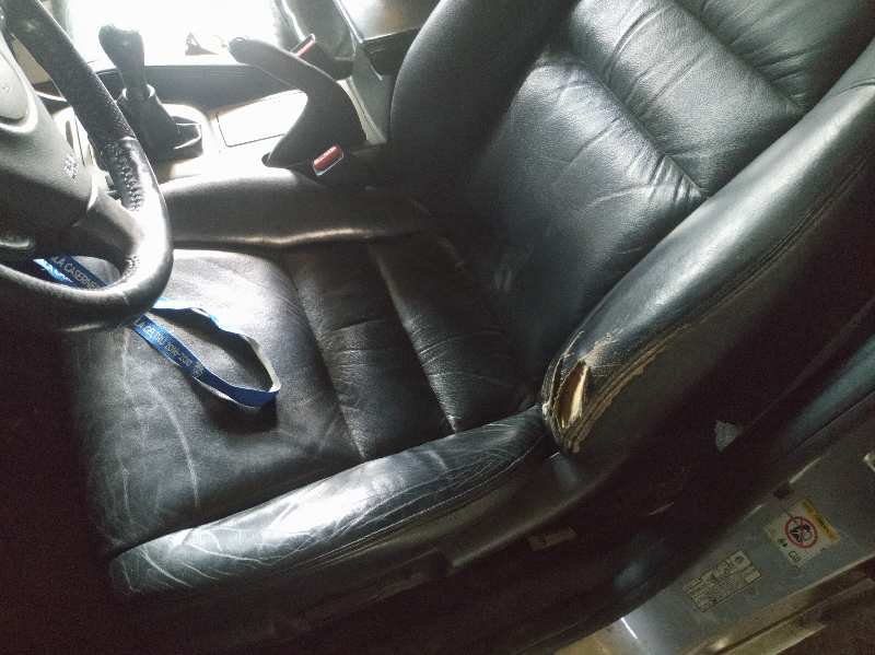 ASIENTO DELANTERO IZQUIERDO