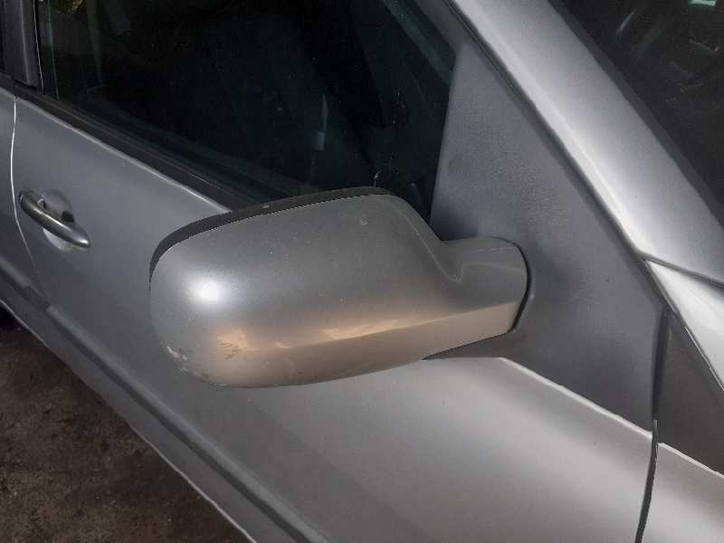 RETROVISOR DERECHO