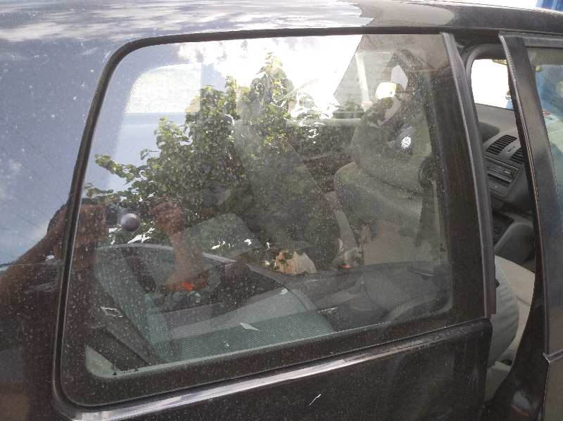 LUNA TRASERA DERECHA