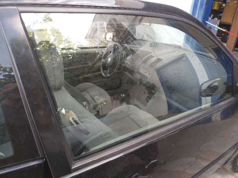 LUNA DELANTERA DERECHA