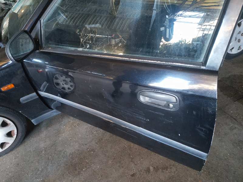 ELEVALUNAS DELANTERO IZQUIERDO