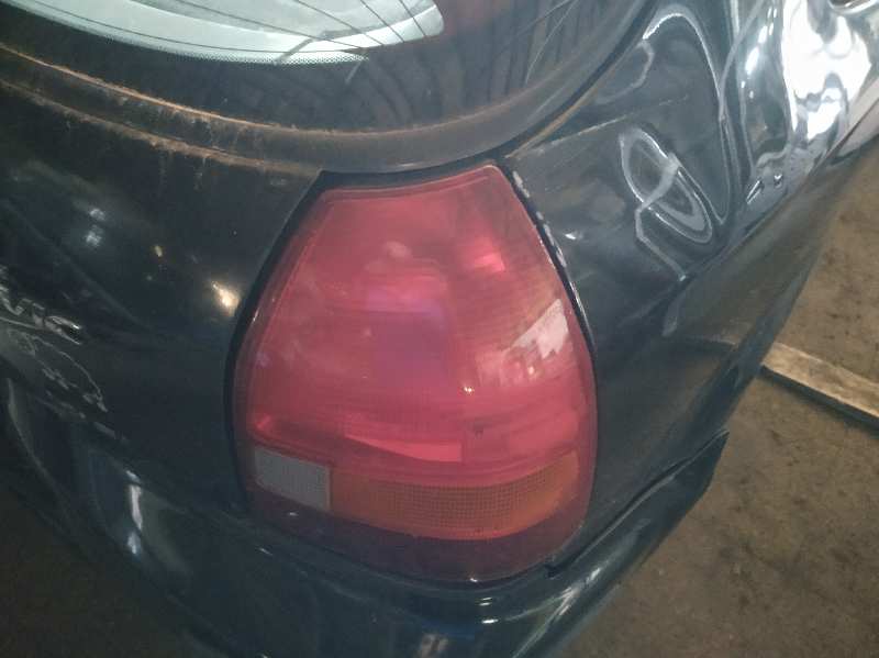 PILOTO TRASERO DERECHO