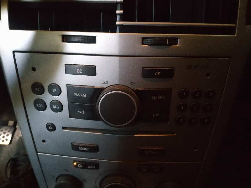 SISTEMA AUDIO - RADIO CD