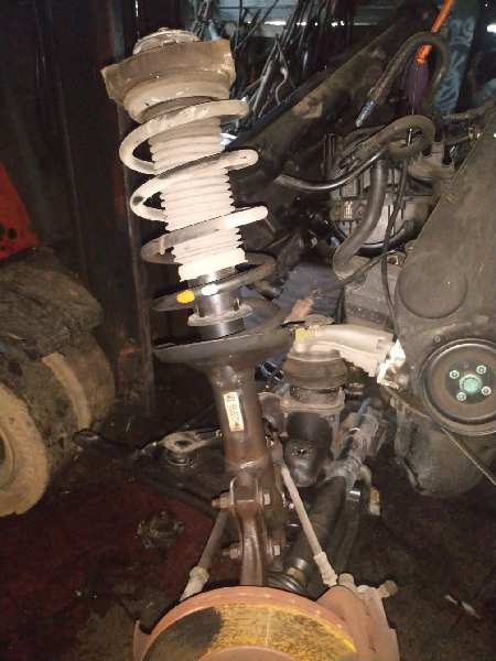 AMORTIGUADOR DELANTERO DERECHO