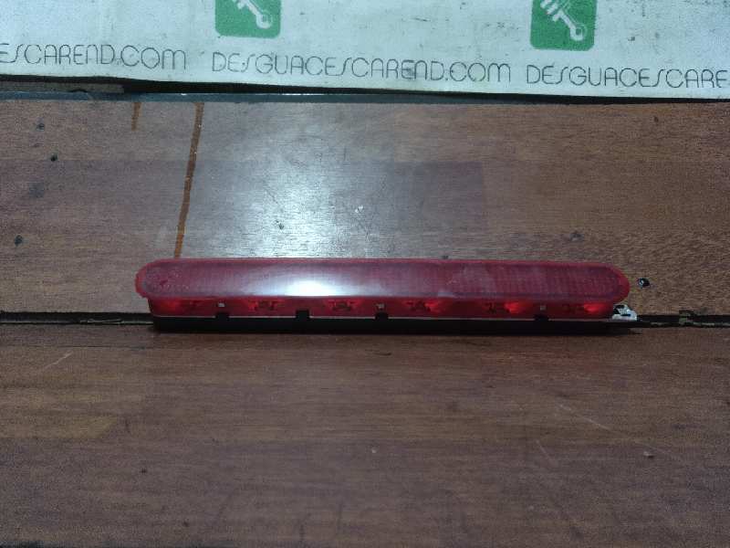 LUZ CENTRAL DE FRENO