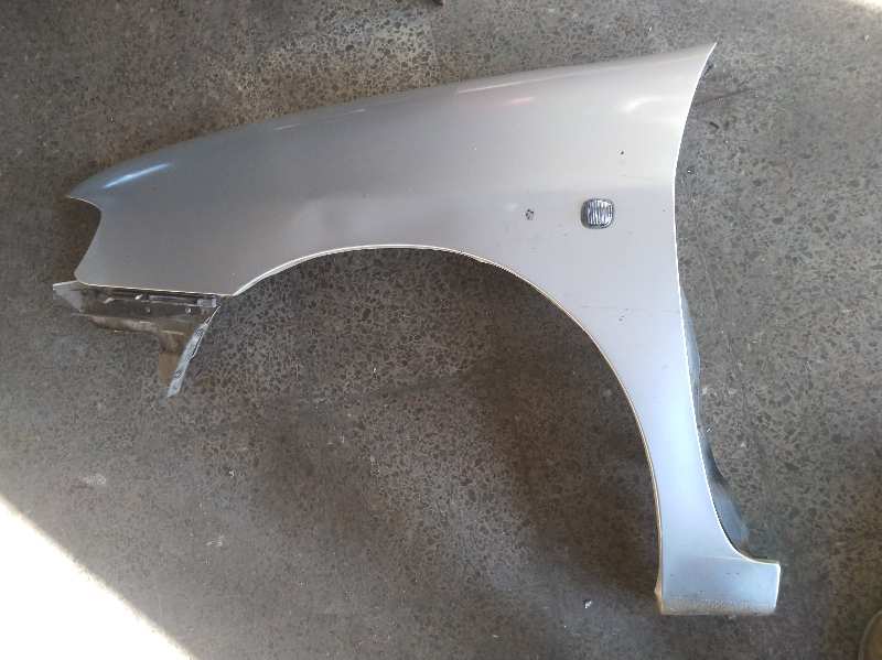 ALETA DELANTERA IZQUIERDA