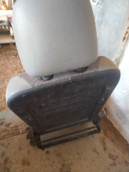 ASIENTO DELANTERO DERECHO