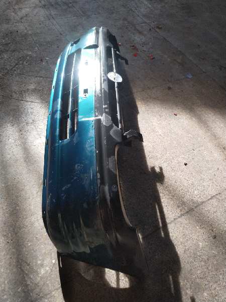 PARAGOLPES DELANTERO