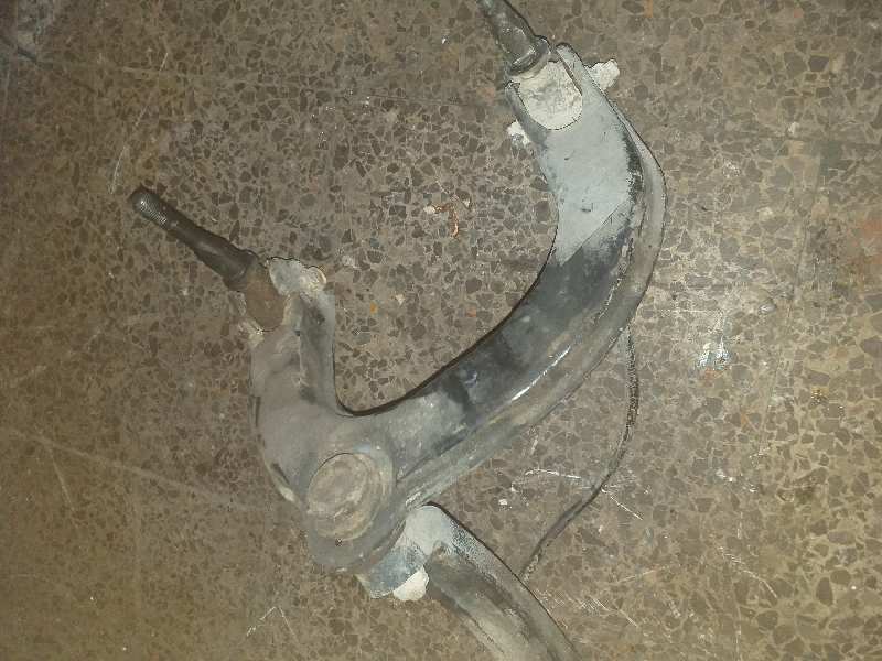 BRAZO SUSPENSION SUPERIOR DELANTERO DERECHO