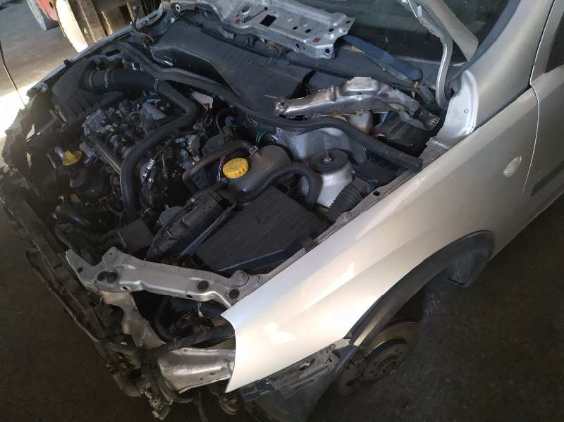 ELEVALUNAS DELANTERO IZQUIERDO