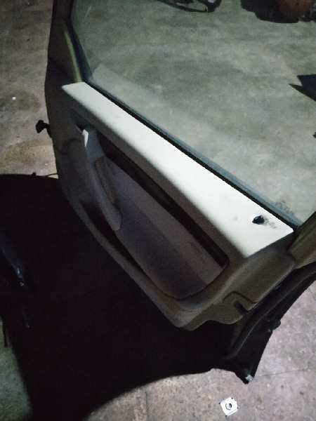 ELEVALUNAS DELANTERO DERECHO