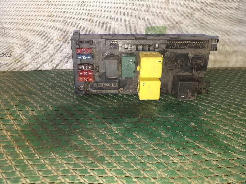 CAJA RELES - FUSIBLES