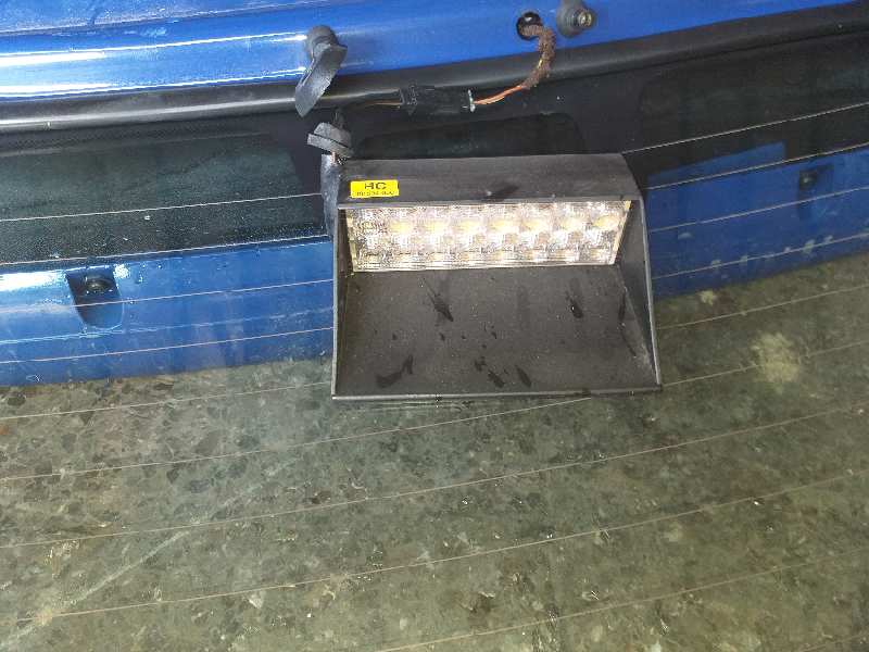 LUZ CENTRAL DE FRENO