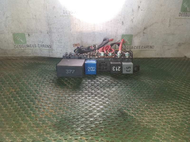 CAJA RELES - FUSIBLES