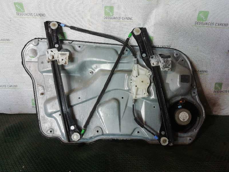 ELEVALUNAS DELANTERO DERECHO