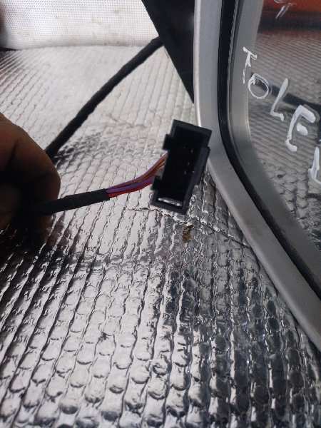 RETROVISOR DERECHO