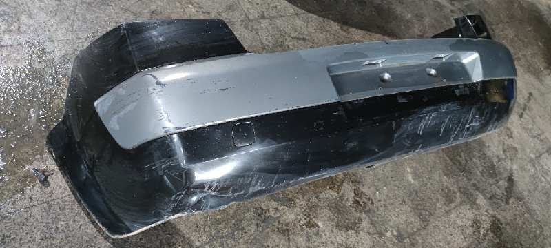 PARAGOLPES TRASERO