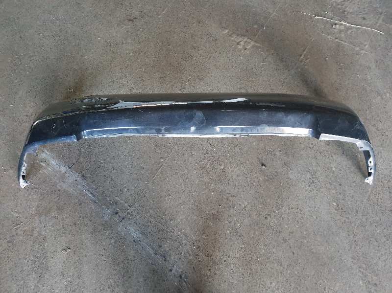 PARAGOLPES TRASERO