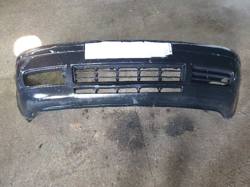 PARAGOLPES DELANTERO