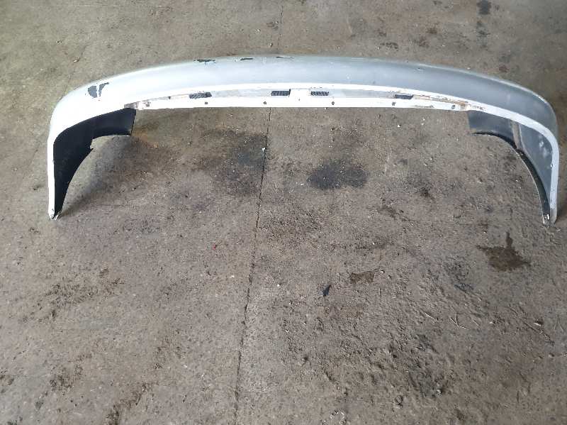 PARAGOLPES TRASERO
