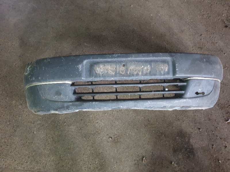 PARAGOLPES DELANTERO