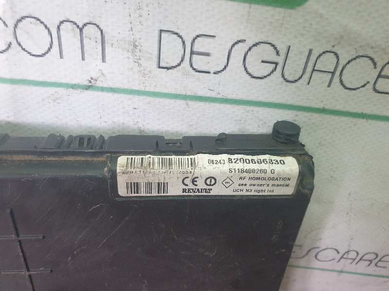 CAJA RELES - FUSIBLES