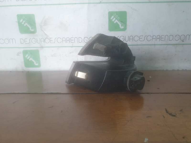 FARO ANTINIEBLA DERECHO