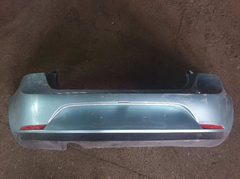 PARAGOLPES TRASERO