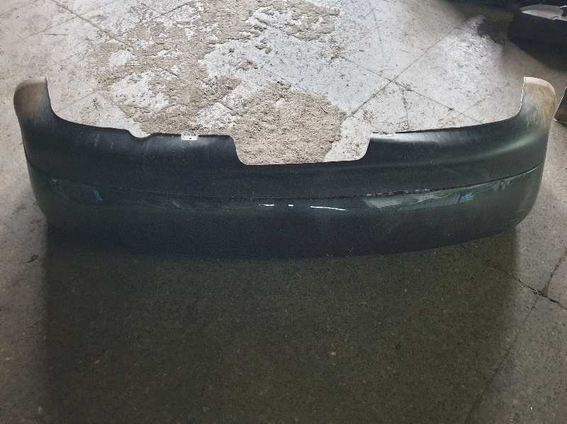 PARAGOLPES TRASERO