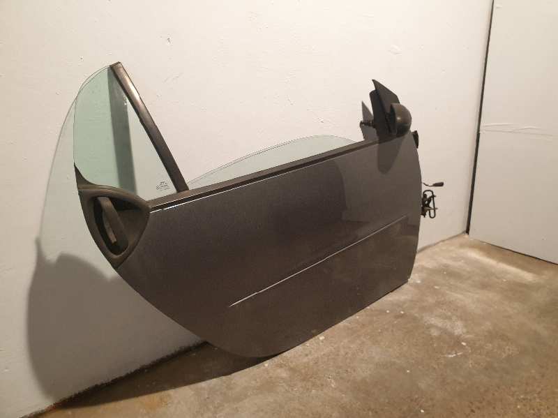 PUERTA DELANTERA DERECHA