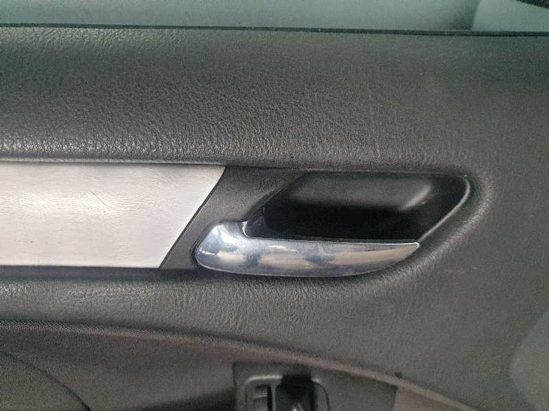 MANETA INTERIOR DELANTERA IZQUIERDA