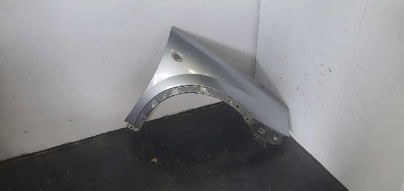 ALETA DELANTERA DERECHA