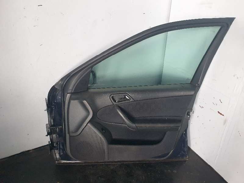 PUERTA DELANTERA DERECHA