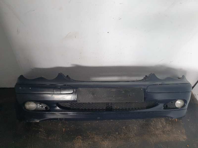 PARAGOLPES DELANTERO