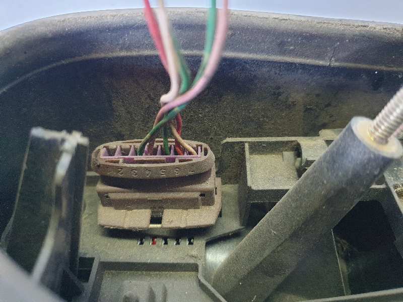 PILOTO TRASERO DERECHO CITROEN SAXO