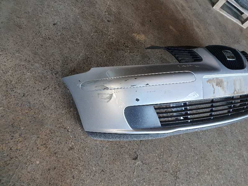 PARAGOLPES DELANTERO