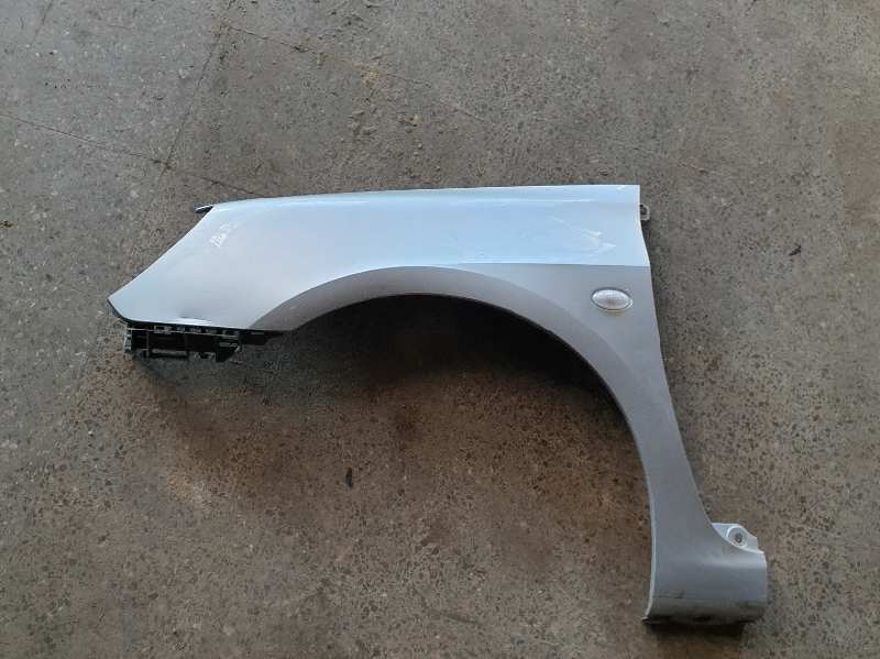 ALETA DELANTERA IZQUIERDA