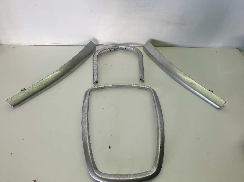 MOLDURA