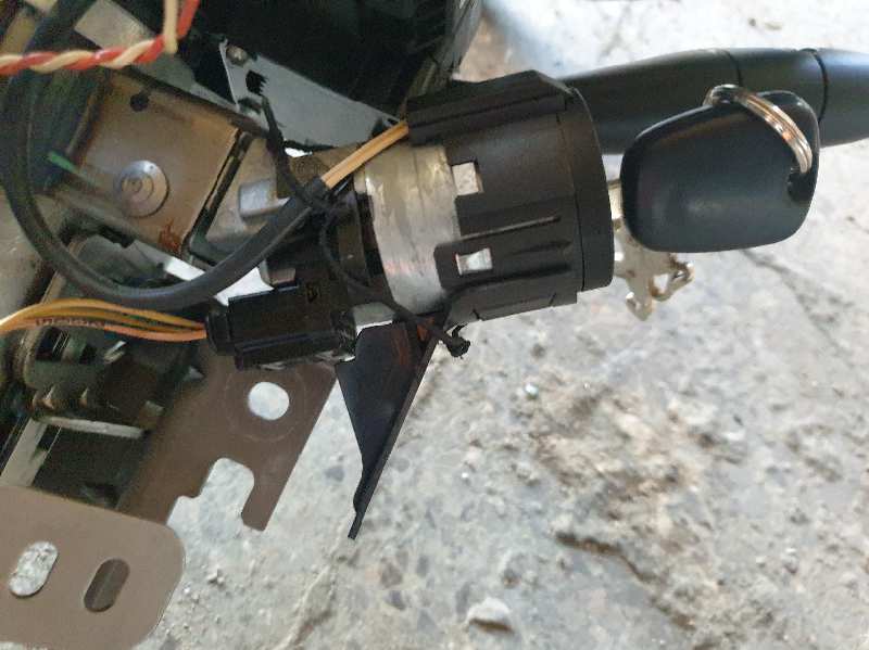 CONMUTADOR DE ARRANQUE