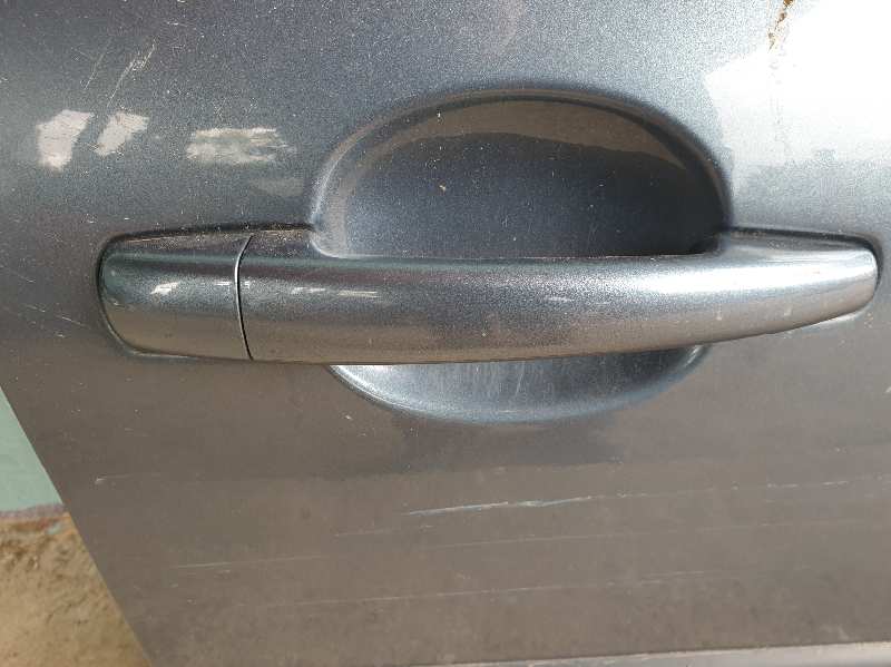 MANETA INTERIOR DELANTERA DERECHA