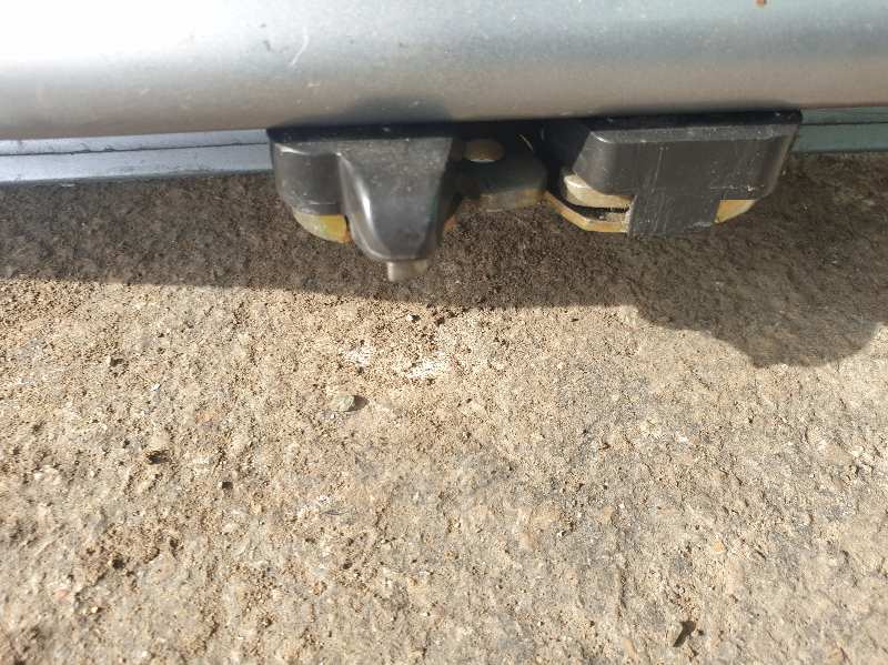 CERRADURA MALETERO - PORTON