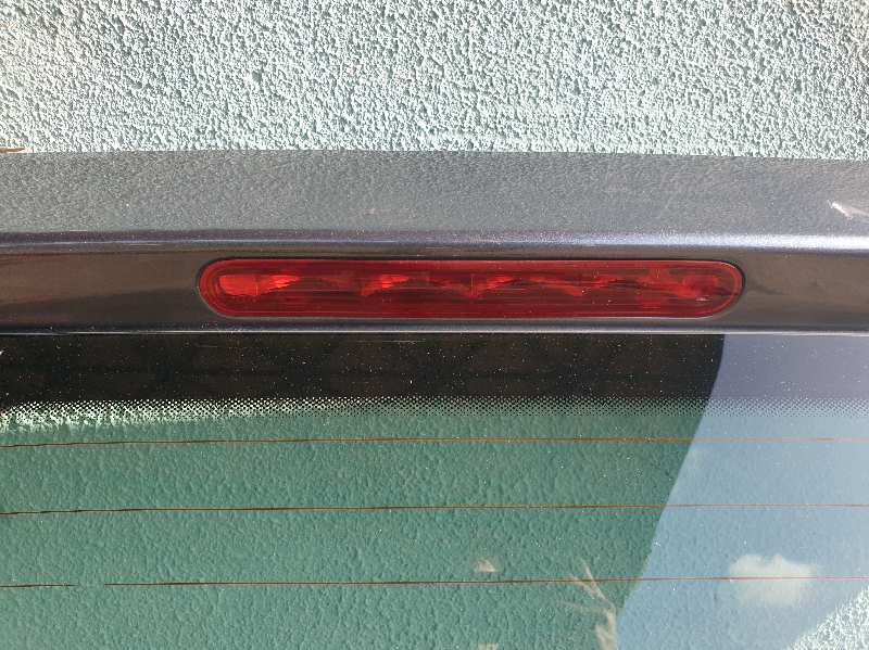 LUZ CENTRAL DE FRENO