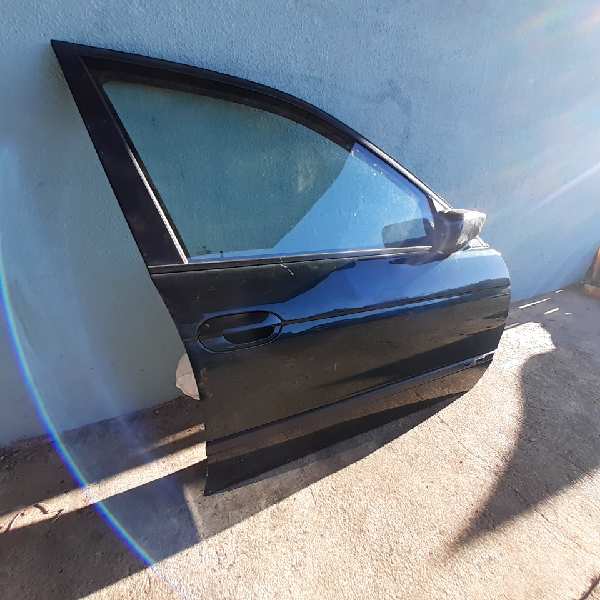 PUERTA DELANTERA DERECHA