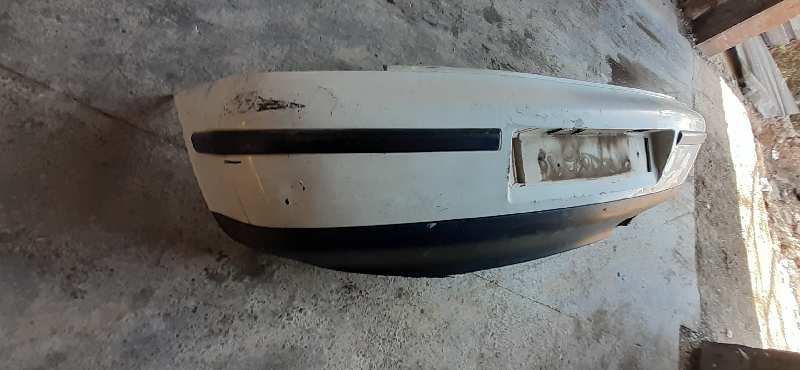 PARAGOLPES TRASERO