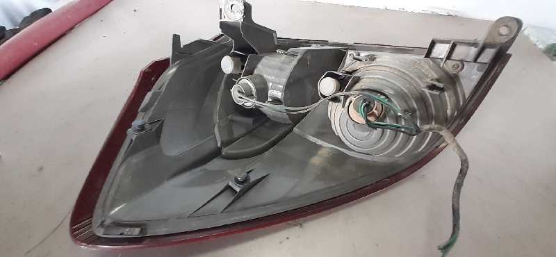 PILOTO TRASERO DERECHO